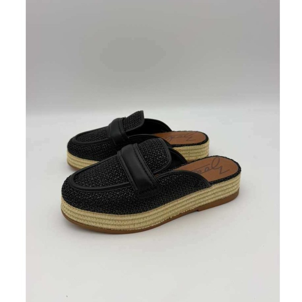 Zodiac Gizelle Black Platform Mules - Size 8‎ - NWT